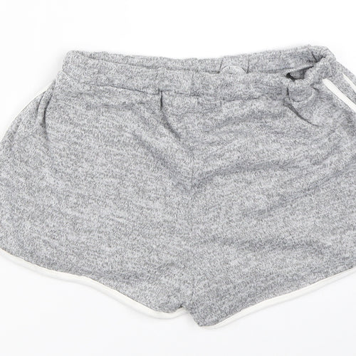 Boohoo Womens Grey   Hot Pants Shorts Size 10
