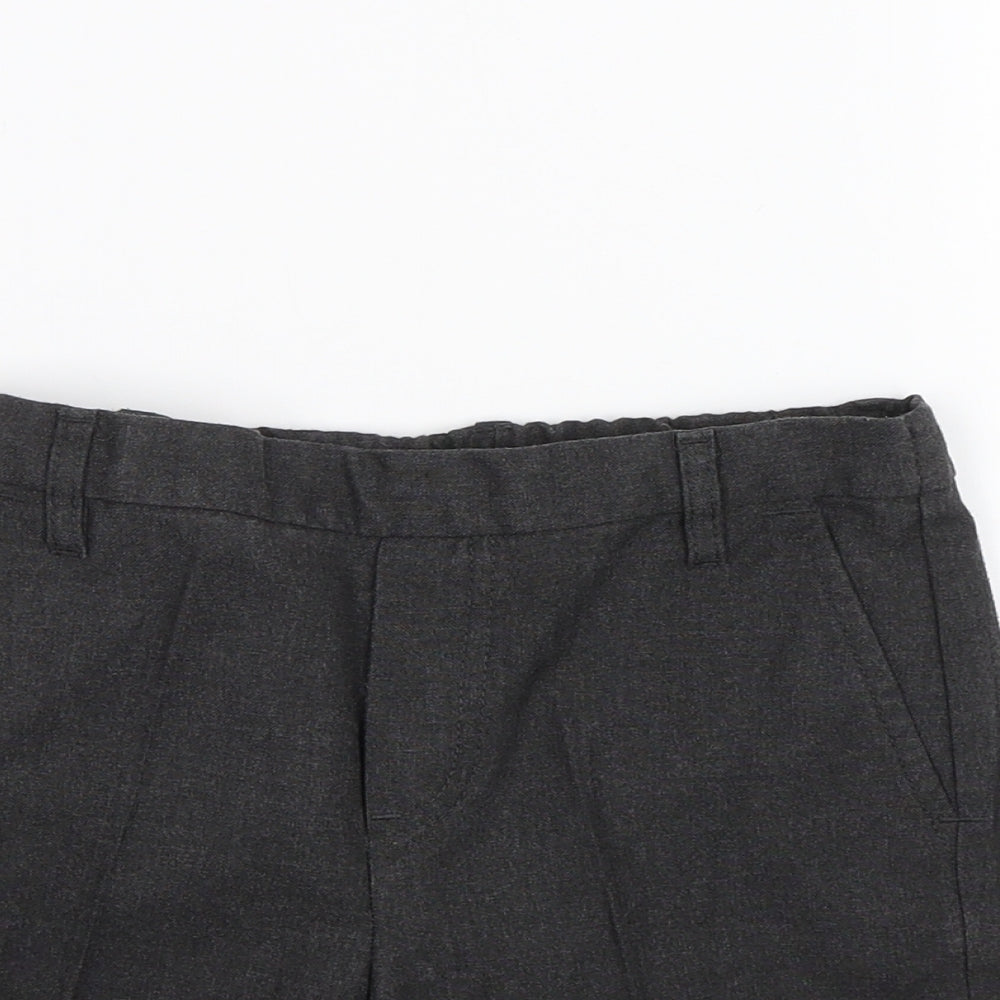 TU Boys Black   Chino Shorts Size 5 Years