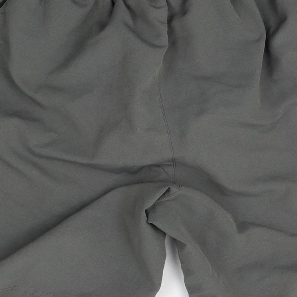 Umbro Mens Grey   Bermuda Shorts Size L - swim