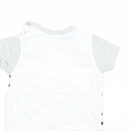 Nutmeg Baby White Striped  Basic T-Shirt Size 3-6 Months