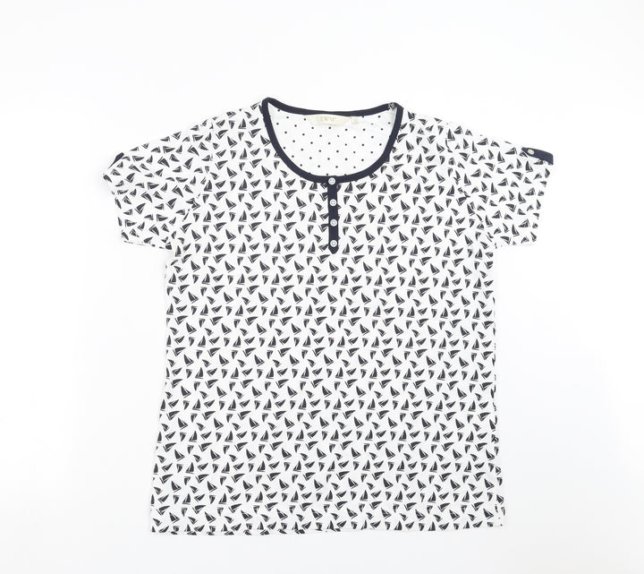 EWM Womens White Basic T-Shirt Size M - boat pattern