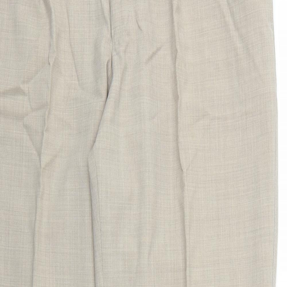 Meyer Mens Beige   Chino Trousers Size 32 in L32 in