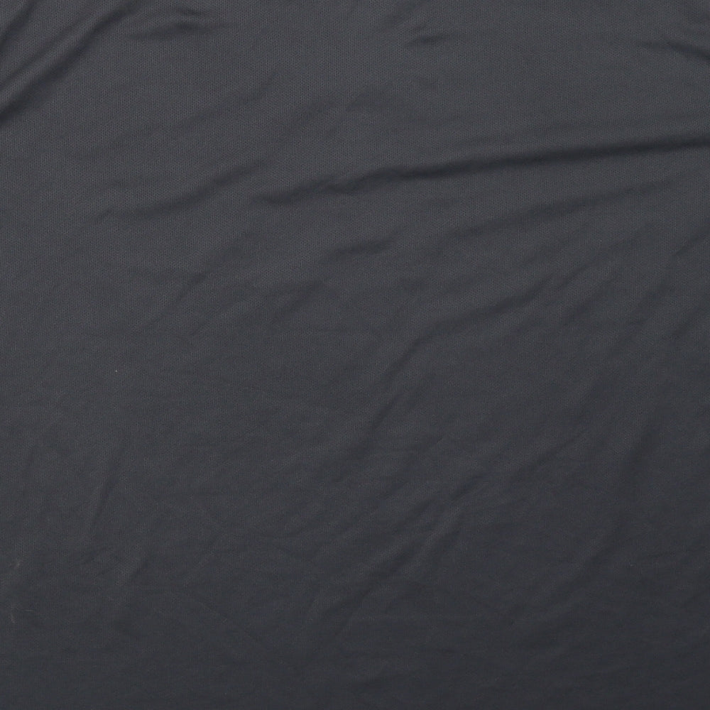 Preworn Mens Grey    T-Shirt Size XL
