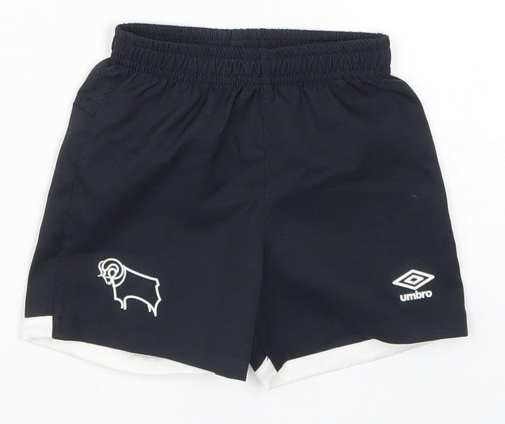 Umbro Boys Black Cropped Trousers Size 3-6 Months