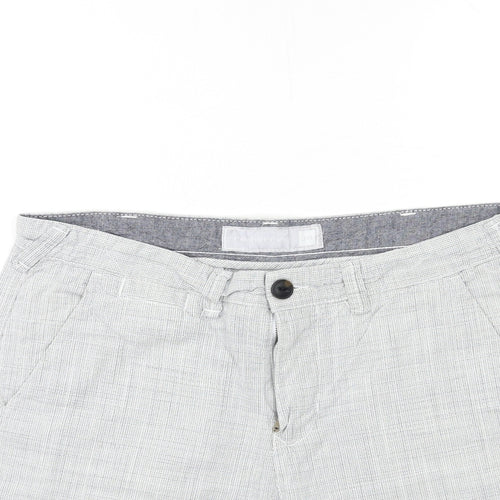 Red Herring Mens Grey   Cargo Shorts Size 34 in