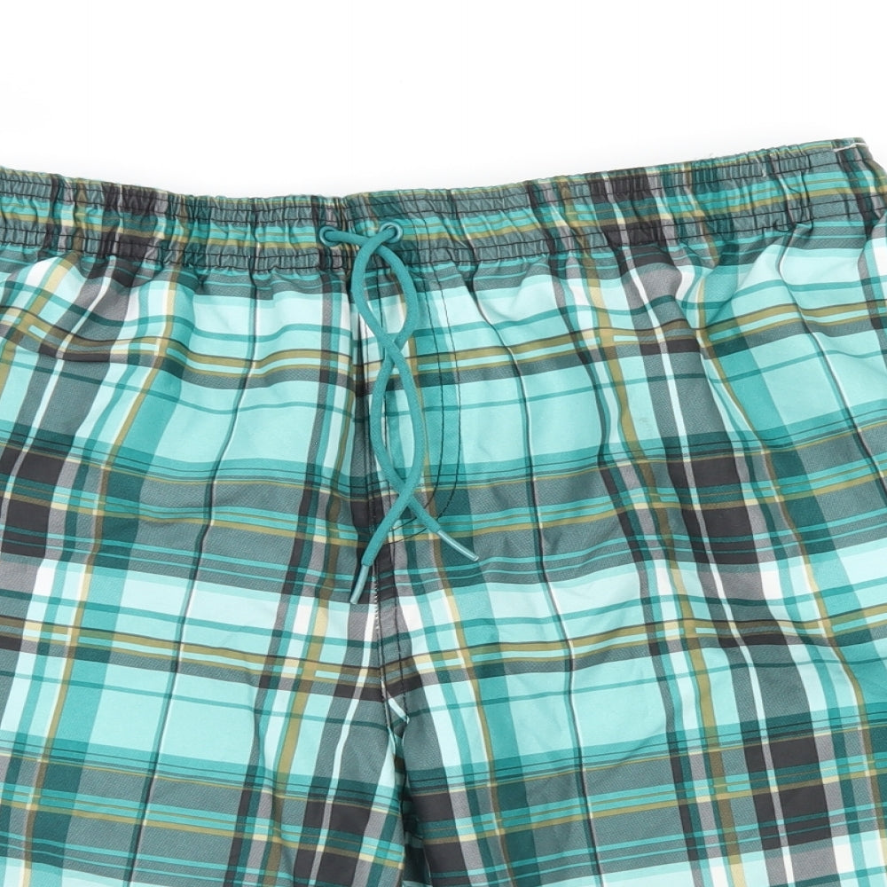 etirel Mens Green Check  Bermuda Shorts Size L