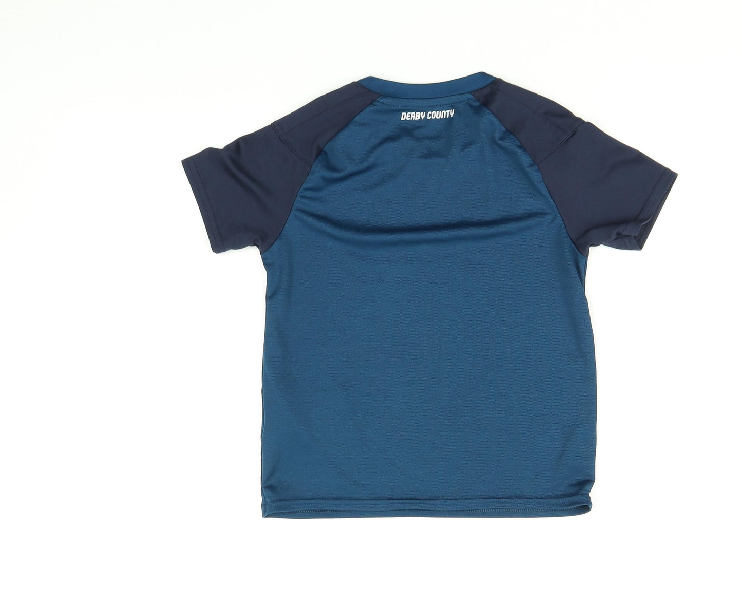 Umbro Boys Blue   Basic T-Shirt Size 6-7 Years  - Football shirt