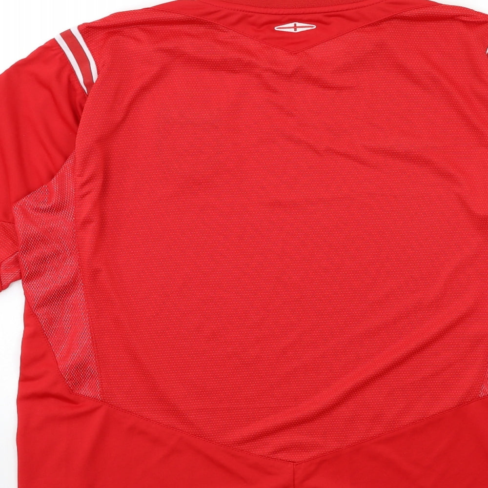 Umbro Mens Red    T-Shirt Size L  - ENGLAND