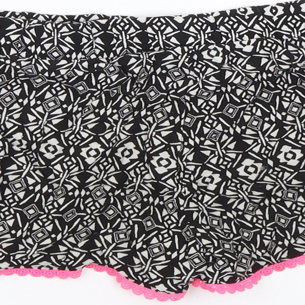 Primark Girls Black Argyle/Diamond  Sailor Shorts Size 8-9 Years