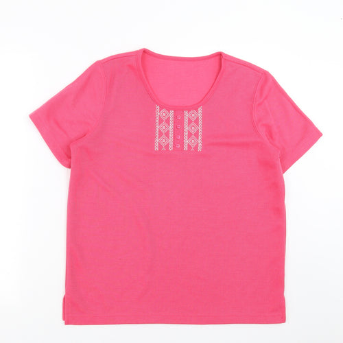 BM Womens Pink   Basic T-Shirt Size S  - Embroidered detail