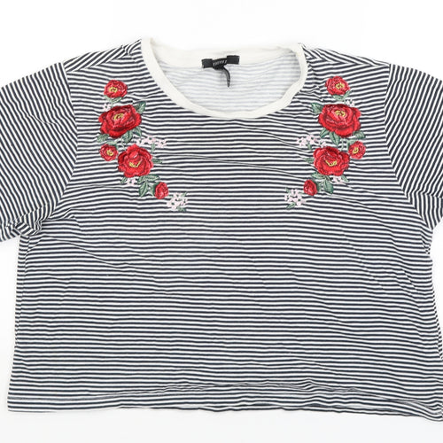 FOREVER 21 Womens Black Striped  Cropped T-Shirt Size S