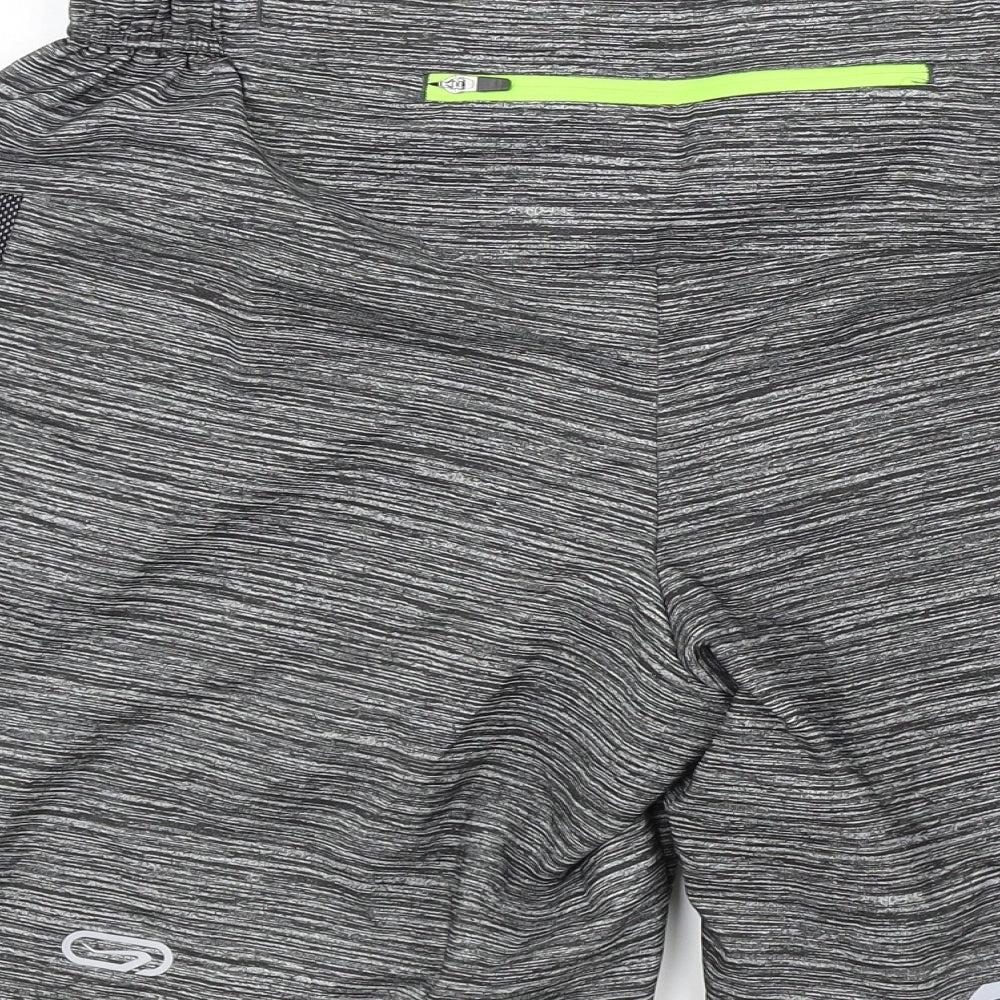 DECATHLON Mens Green   Bermuda Shorts Size M