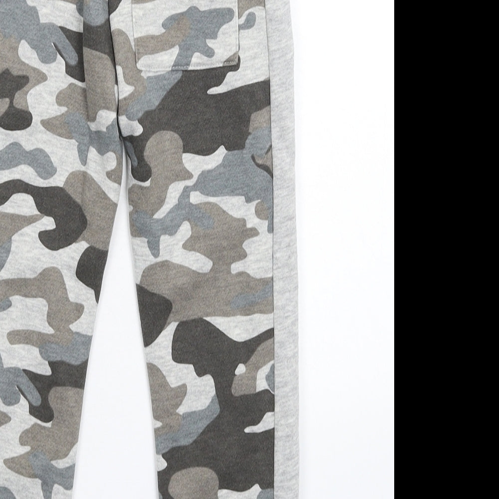 F&F Boys Grey Camouflage  Jogger Trousers Size 3-4 Years