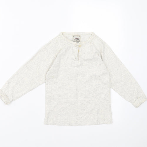 The Trader Jeans Company Boys Ivory   Basic T-Shirt Size 5 Years