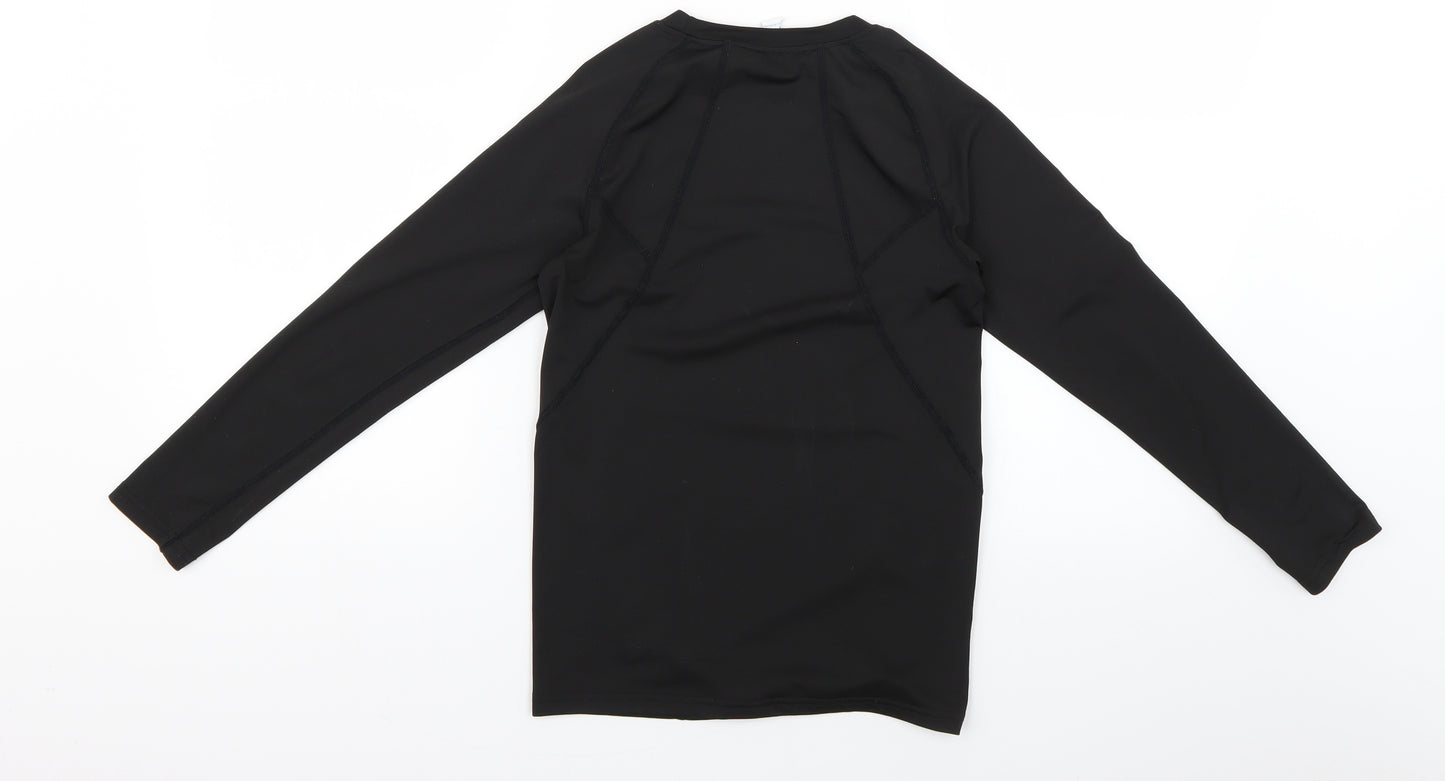 Preworn Girls Black   Basic T-Shirt Size 7-8 Years