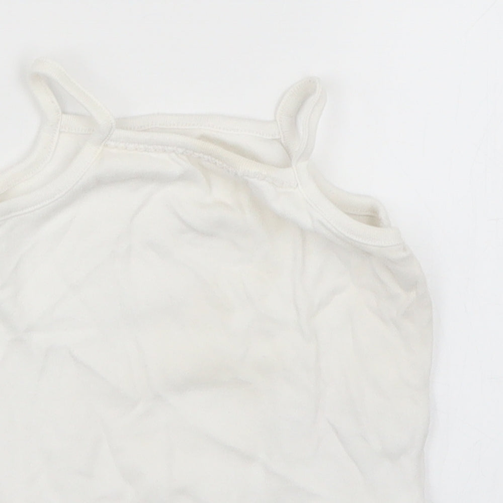 F&F Baby White   Basic T-Shirt Size 6-9 Months