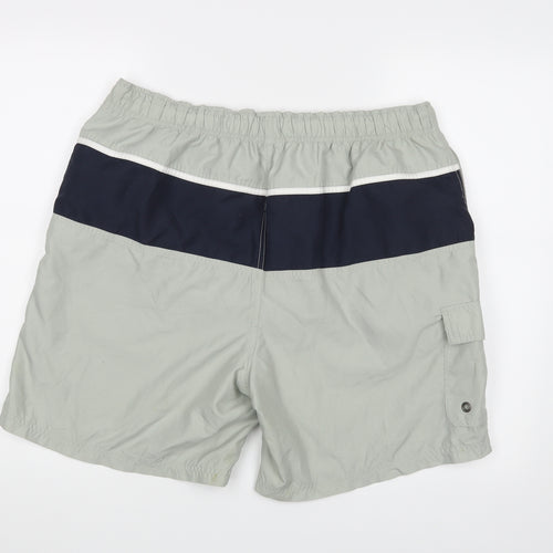 Authentic Mens Green   Cargo Shorts Size L - Elastic Waist Band
