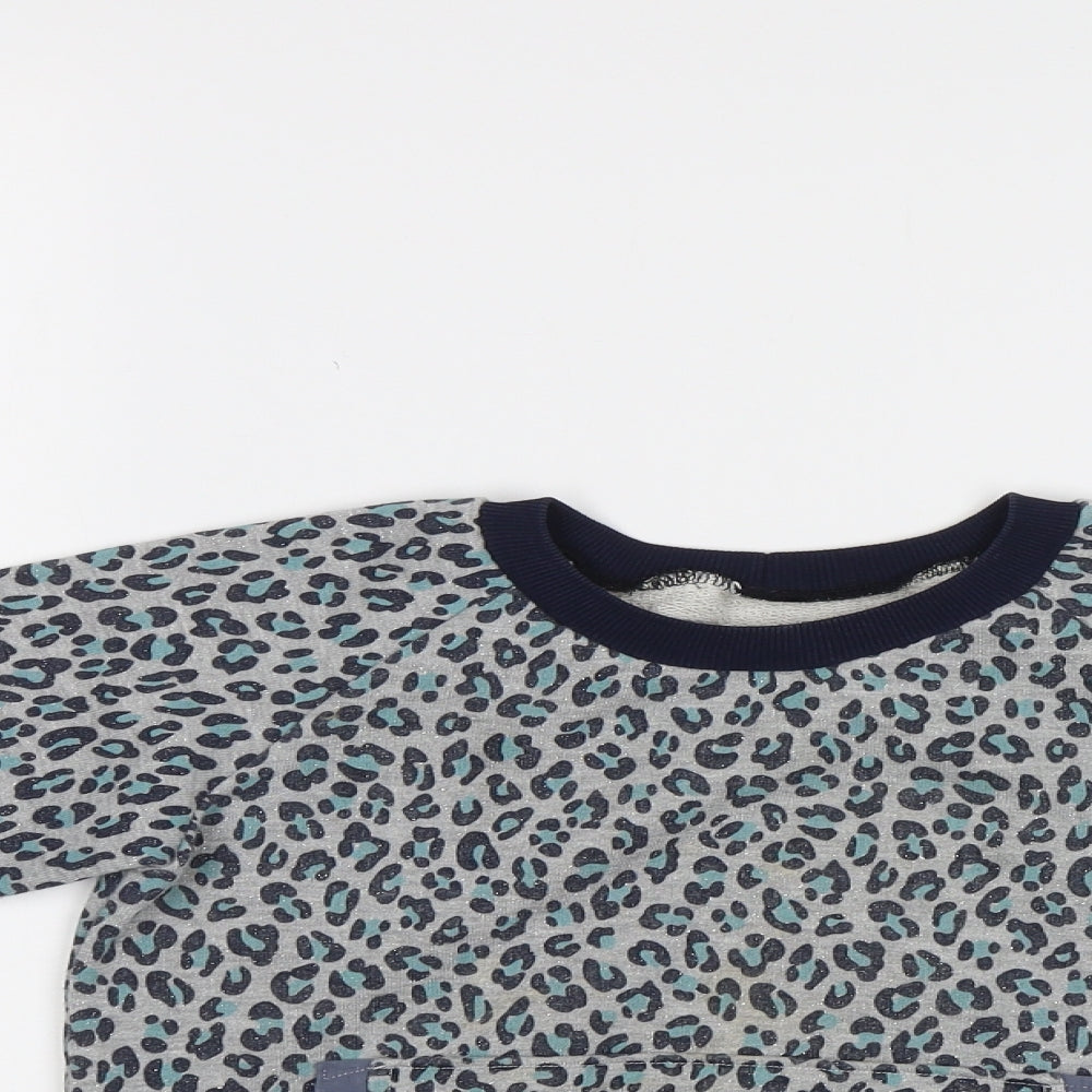 Preworn Girls Blue Animal Print  Pullover Sweatshirt Size 6-7 Years