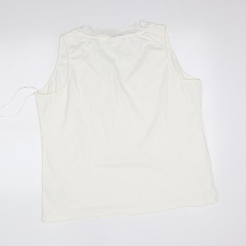 BPC Womens White   Basic Blouse Size 2XL