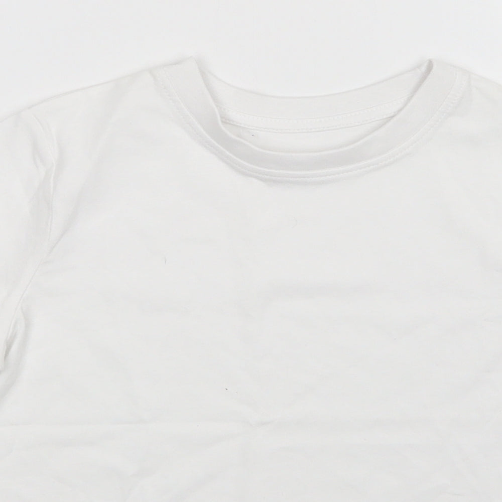 TU Boys White   Basic T-Shirt Size 5 Years