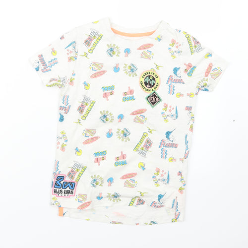 TU Boys White Geometric  Basic T-Shirt Size 6 Years