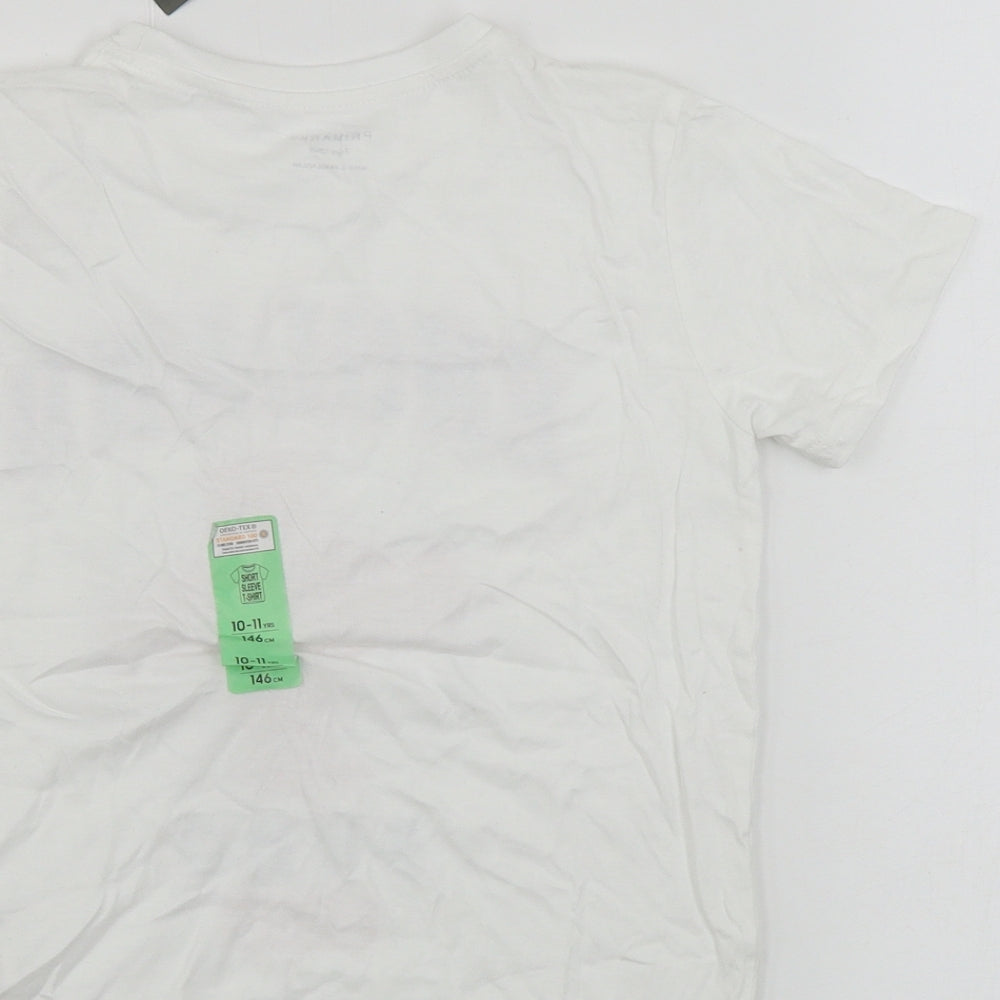 Primark  Boys White   Basic T-Shirt Size 7-8 Years