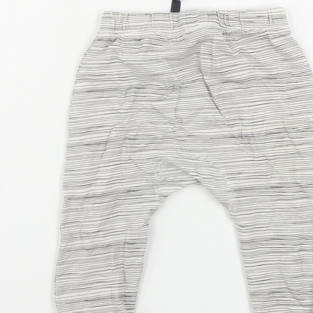 NEXT  Boys White Spotted   Leggings Size 18-24 Months