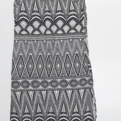 H&M Womens Black Geometric  Fit & Flare  Size 4