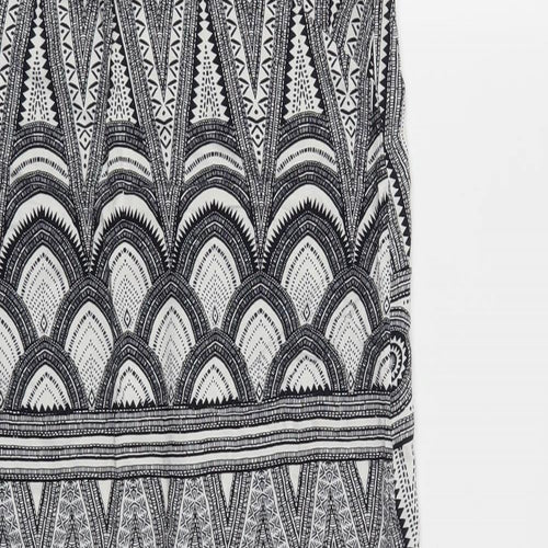 H&M Womens Black Geometric  Fit & Flare  Size 4