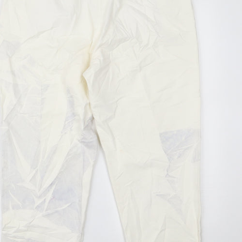 Lakeland Womens Ivory   Cropped Trousers Size 12 L21 in