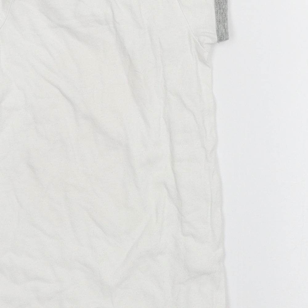 H&M Baby White Geometric Jersey Babygrow One-Piece Size 0-3 Months  - Winnie the Pooh