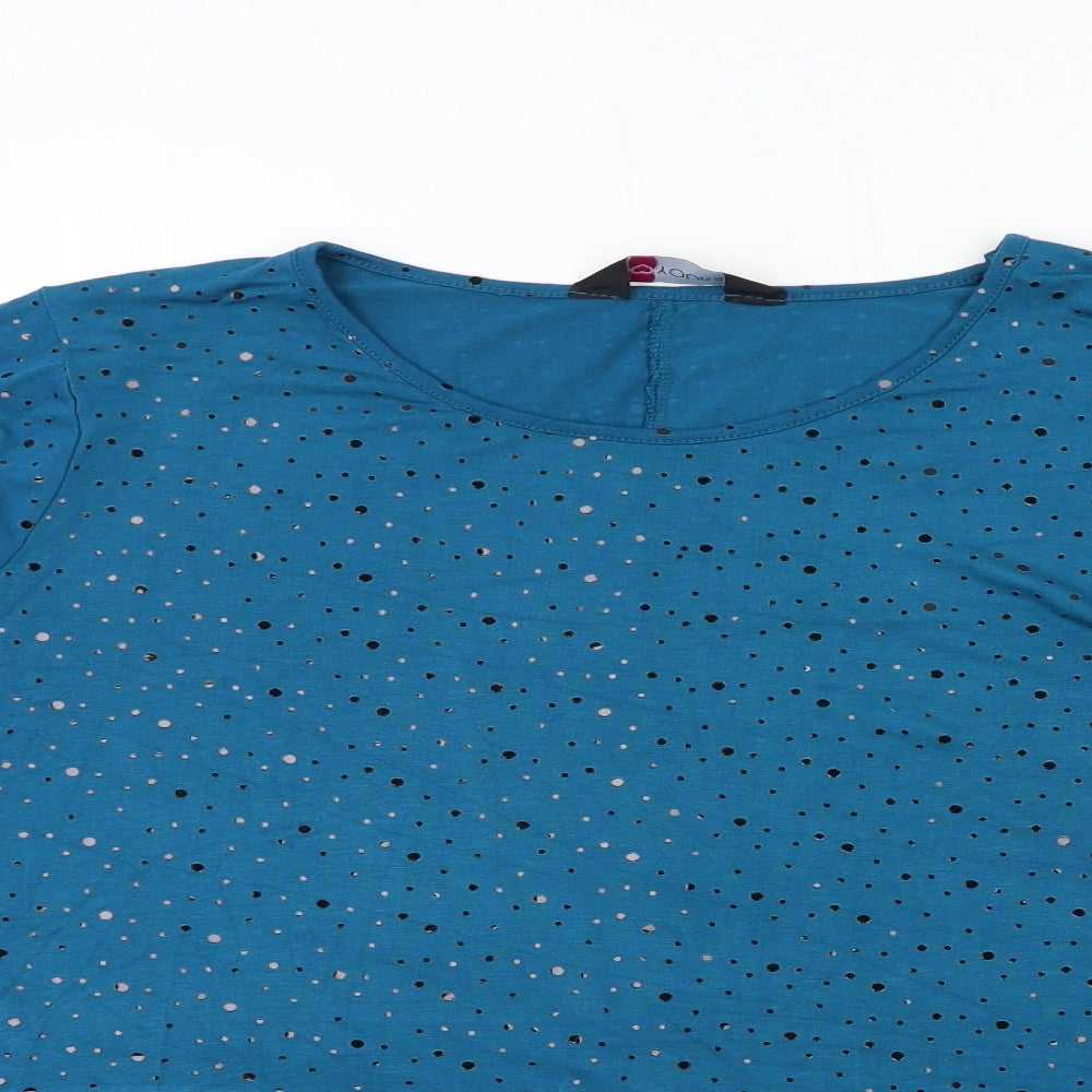 LOVE YOURS Womens Blue   Basic T-Shirt Size 22