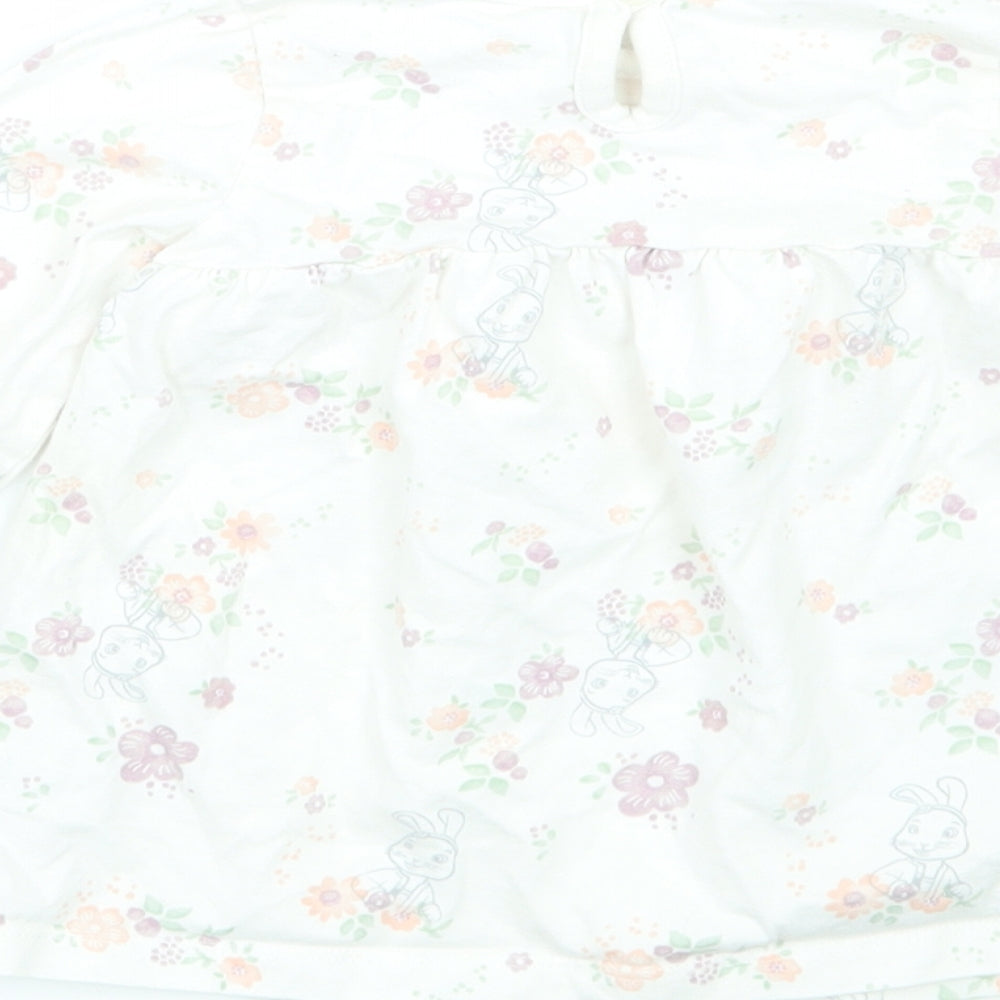 George Girls White Floral  Basic T-Shirt Size 6-9 Months