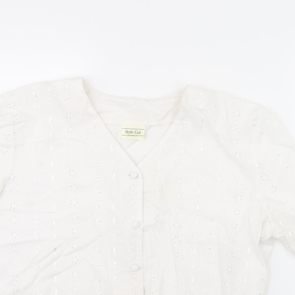 Style cut Womens White   Basic Button-Up Size 14
