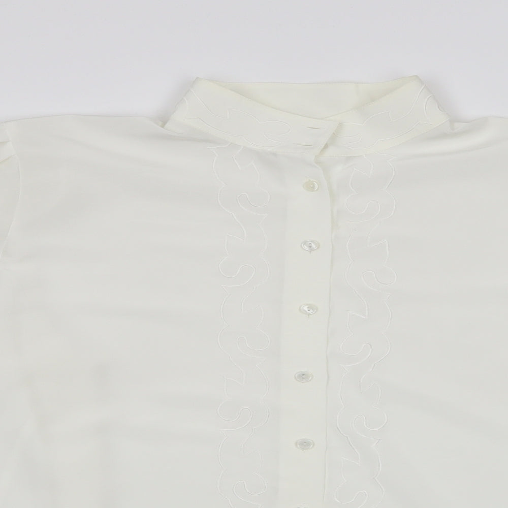 Country  Womens Ivory    Blouse Size L  - High Collar