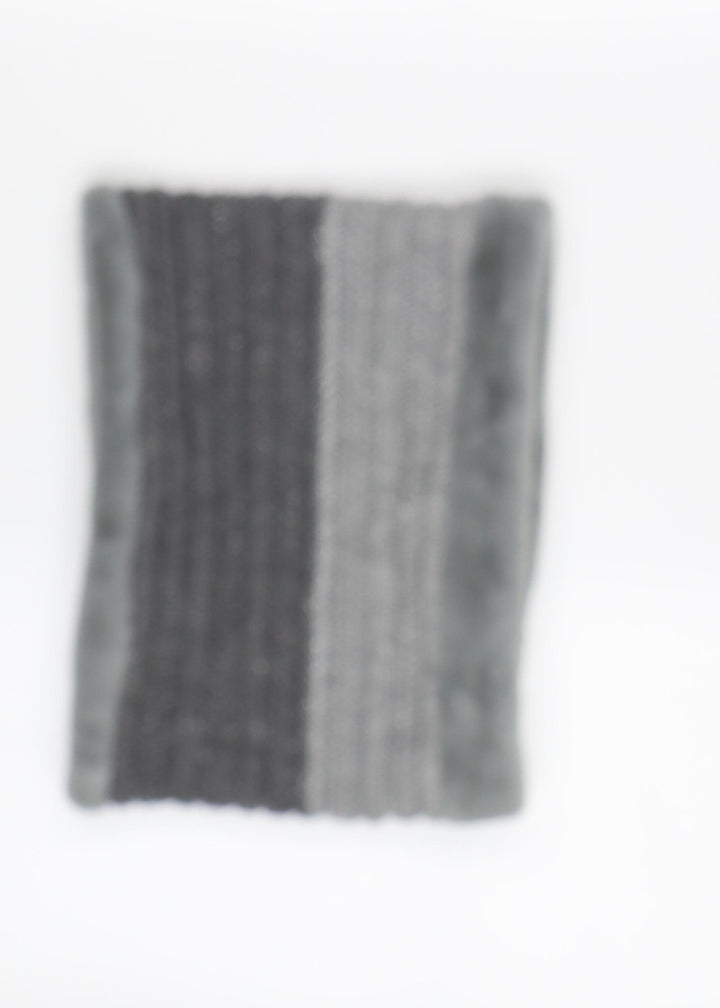 Preworn Womens Grey Scarf