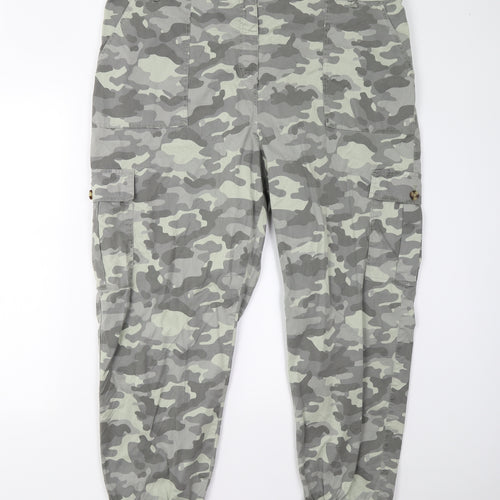 M&S Mens Green Camouflage  Cargo Trousers Size 24 L26 in