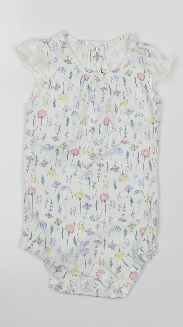 Matalan Girls White Floral  Babygrow One-Piece Size 0-3 Months