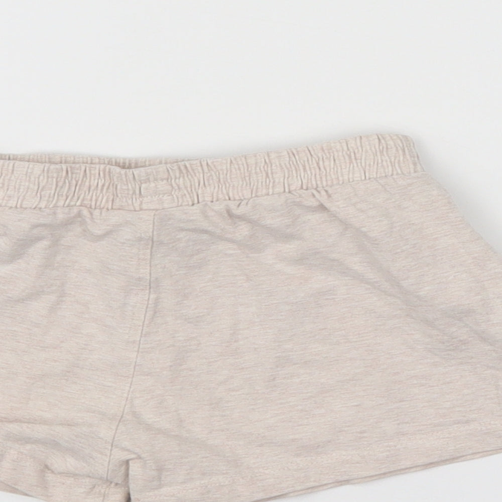 I love girls wear Girls Ivory   Sweat Shorts Size 6 Years