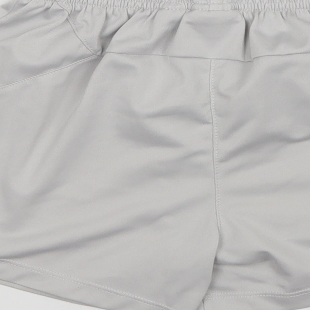 Umbro Boys Grey   Sweat Shorts Size 6-7 Years - England