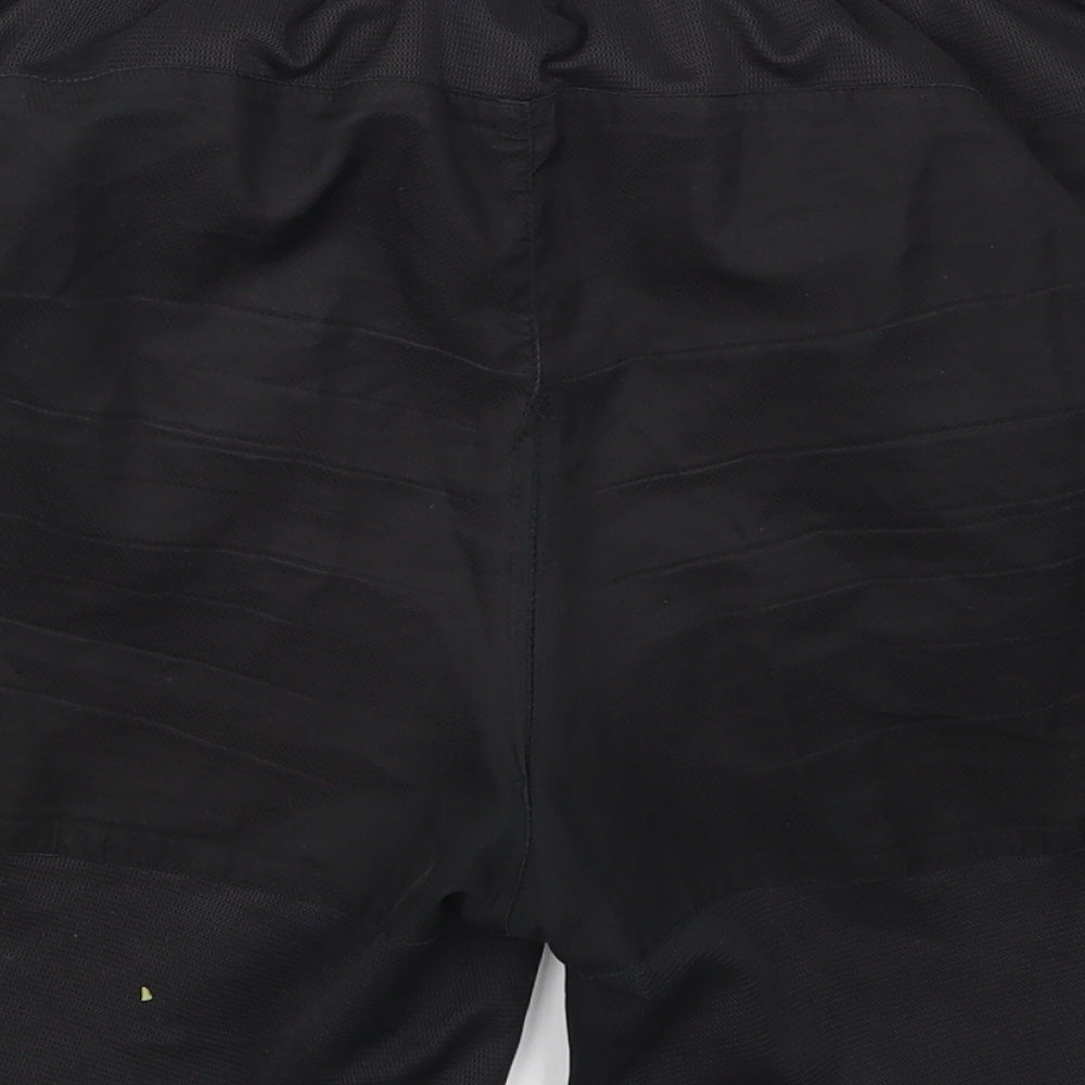le coq sportif Mens Black   Athletic Shorts Size M