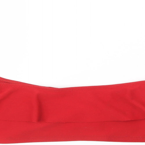 I SAW IT FIRST Womens Red   Cropped T-Shirt Size 6