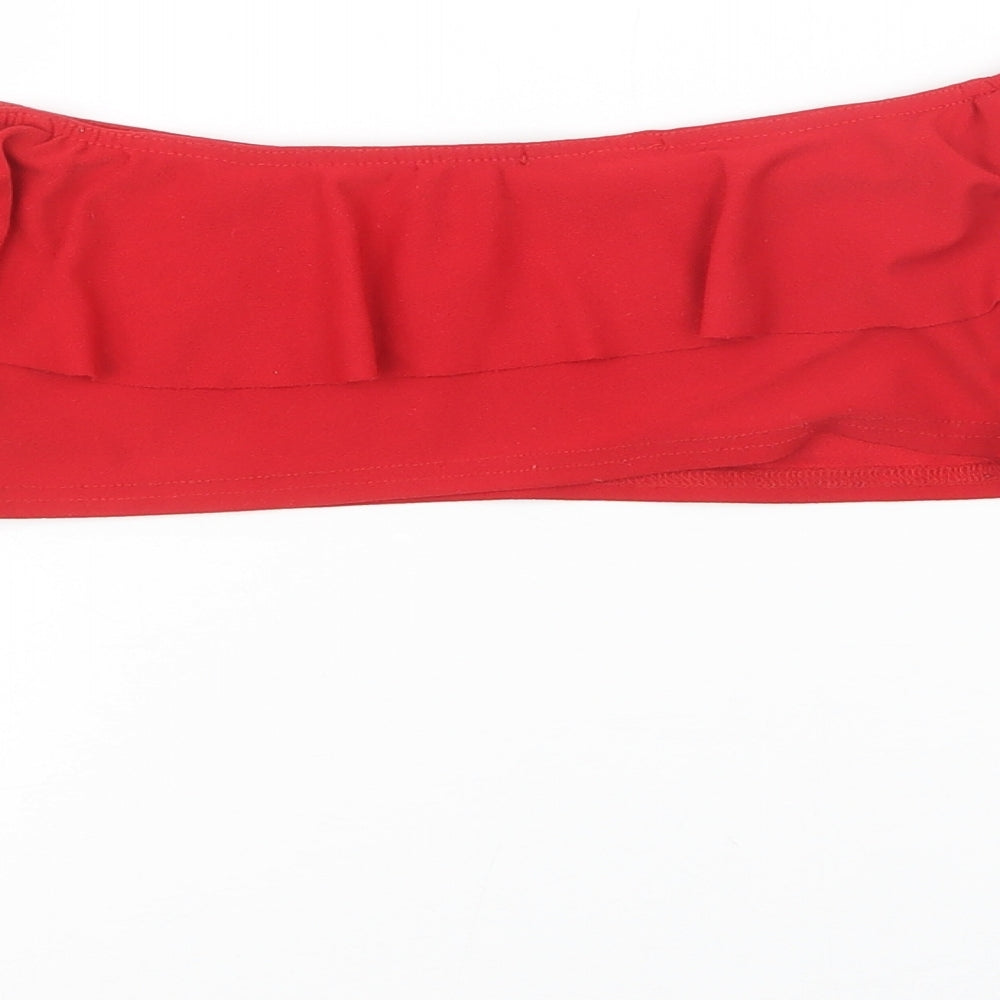 I SAW IT FIRST Womens Red   Cropped T-Shirt Size 6