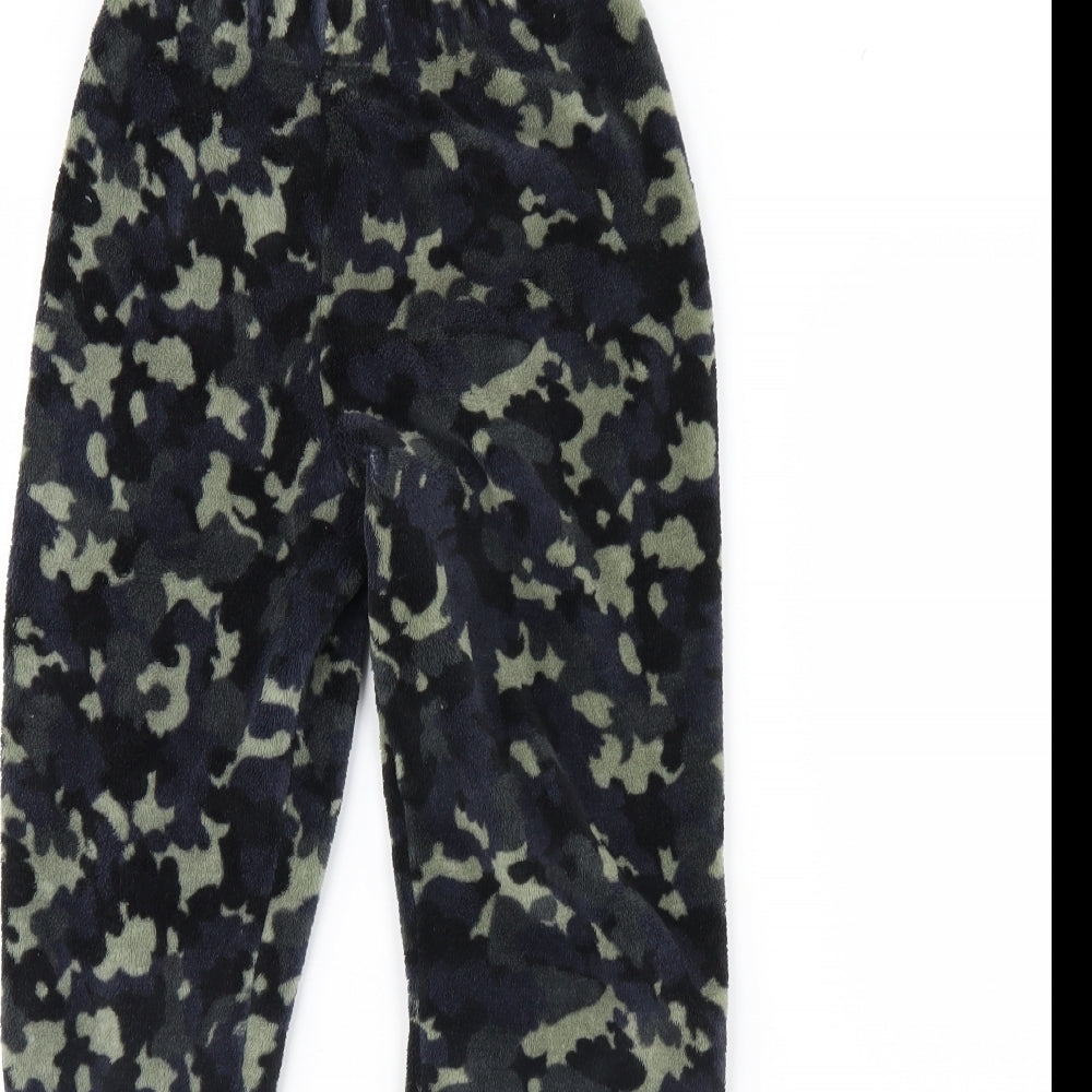Nutmeg Boys Green Camouflage   Pyjama Pants Size 11 Years