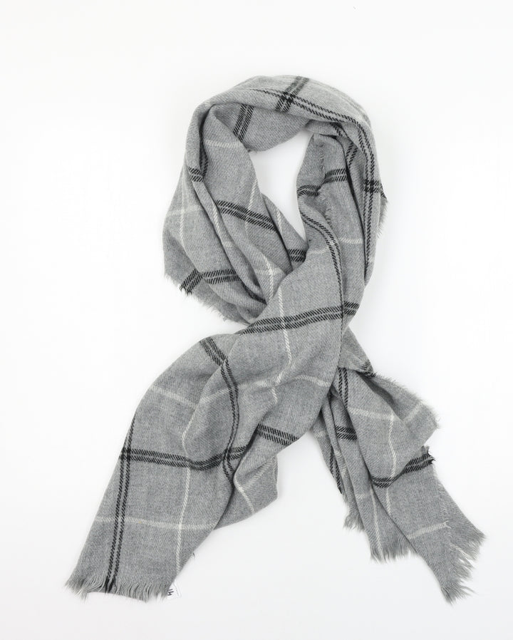 Preworn Womens Grey Plaid Knit Scarf