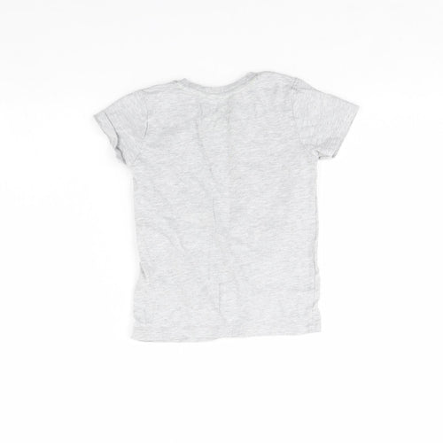 Preworn Boys Grey   Basic T-Shirt Size 4 Years  - Football