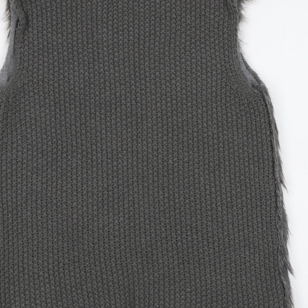 Primark Girls Grey   Gilet Waistcoat Size 11-12 Years