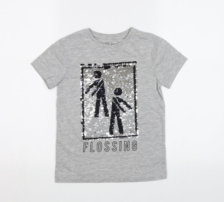 Urban Outlaws Girls Grey Basic T-Shirt Size 7-8 Years - Flossing
