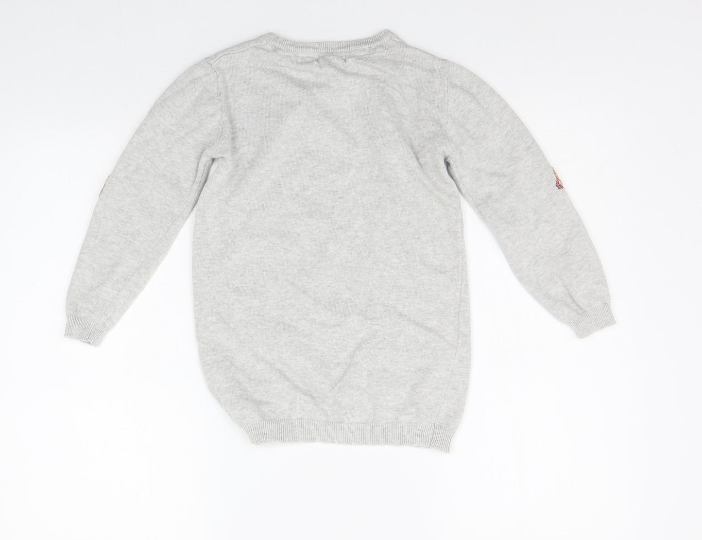 Primark Girls Grey   Pullover Jumper Size 7-8 Years  - details on chest