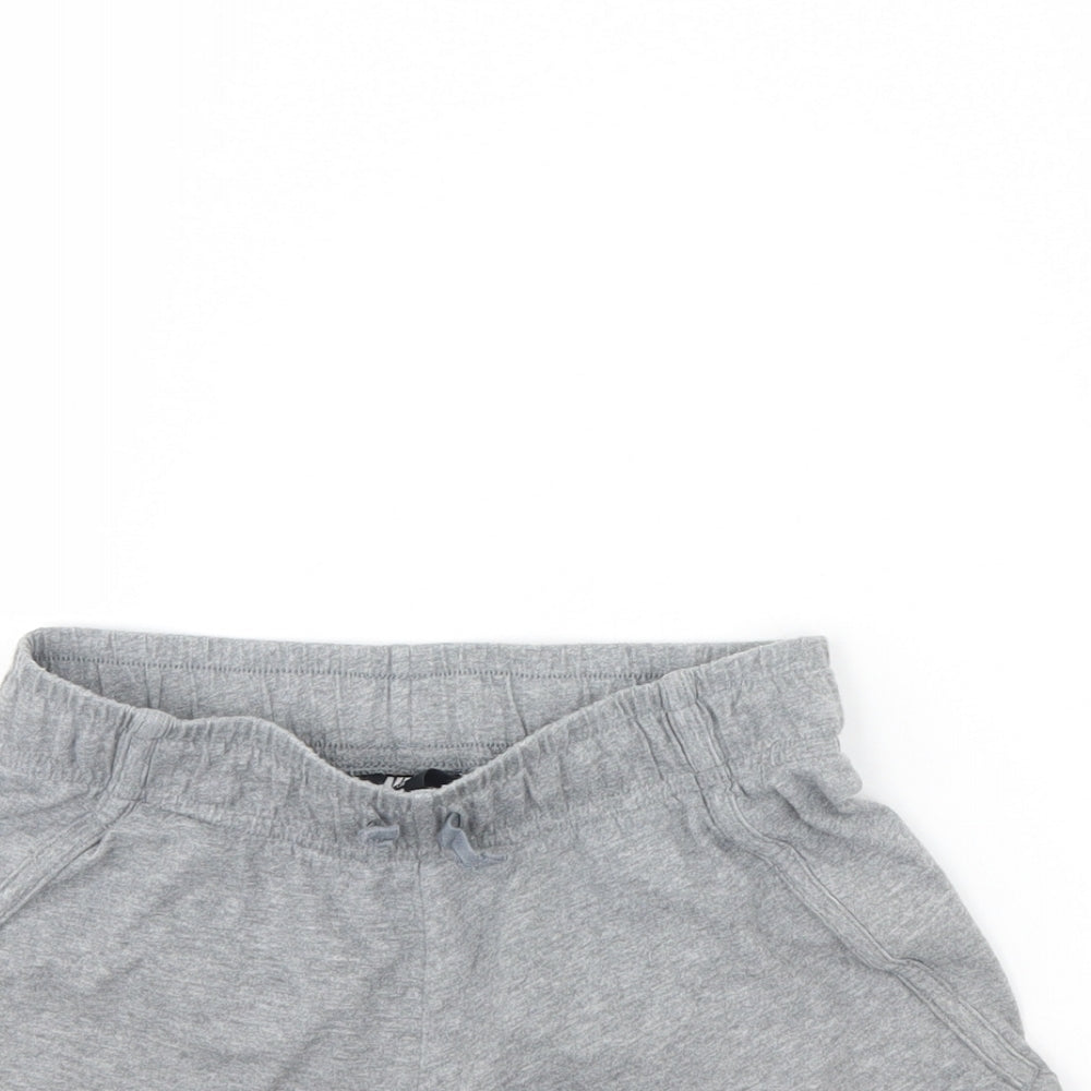 Nike Girls Grey   Sweat Shorts Size 8 Years